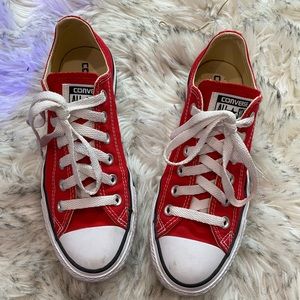 Converse Low Tops